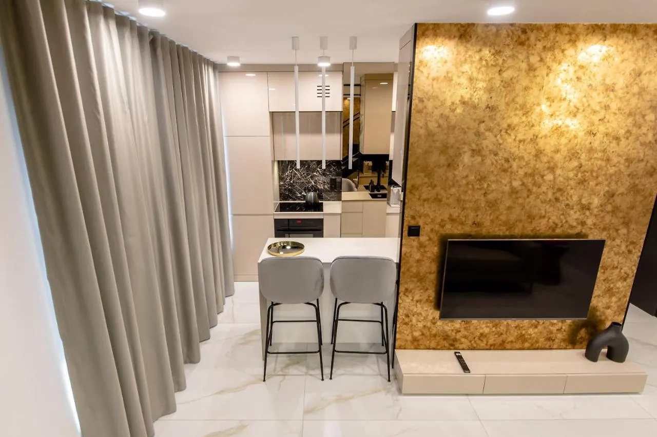Super-Apartamenty Vip Jacuzzi II Poznań 0*,
